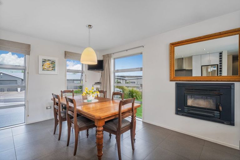 Photo of property in 30 Aquila Drive, Whitianga, 3510