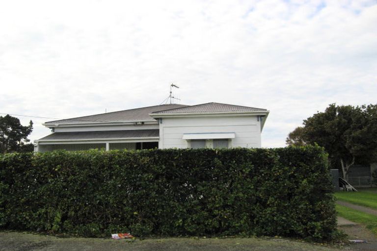 Photo of property in 16 Bignell Street, Gonville, Whanganui, 4501