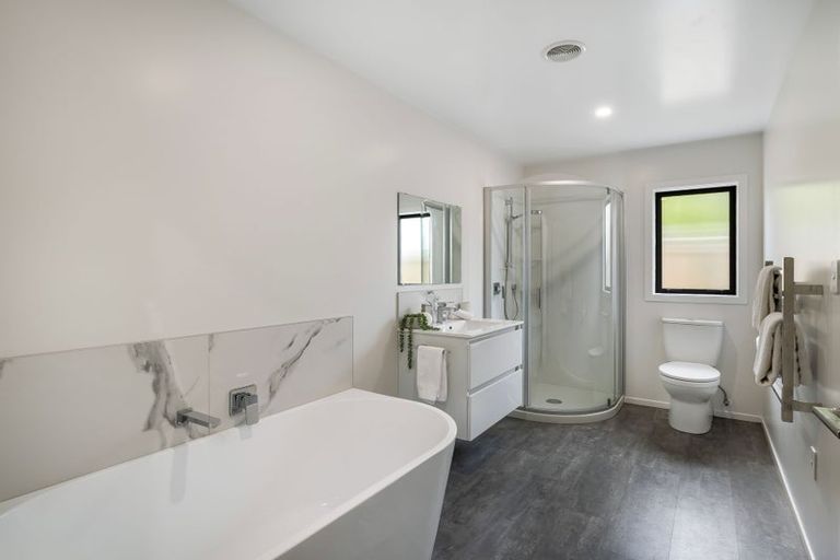 Photo of property in 3a Hutchison Crescent, Durie Hill, Whanganui, 4500