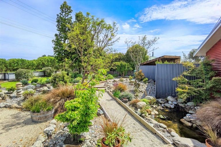Photo of property in 14 Butlers Road, Ruatapu, Hokitika, 7883