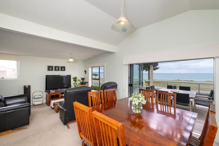 Photo of property in 31 The Esplanade, Westshore, Napier, 4110