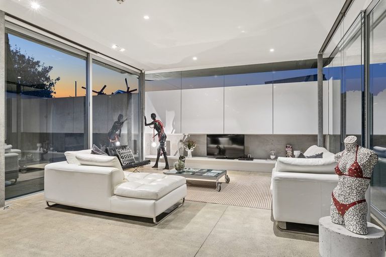 Photo of property in 14 Rita Way, Omaha, 0986