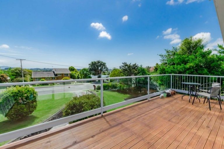 Photo of property in 93 Winara Avenue, Waikanae, 5036