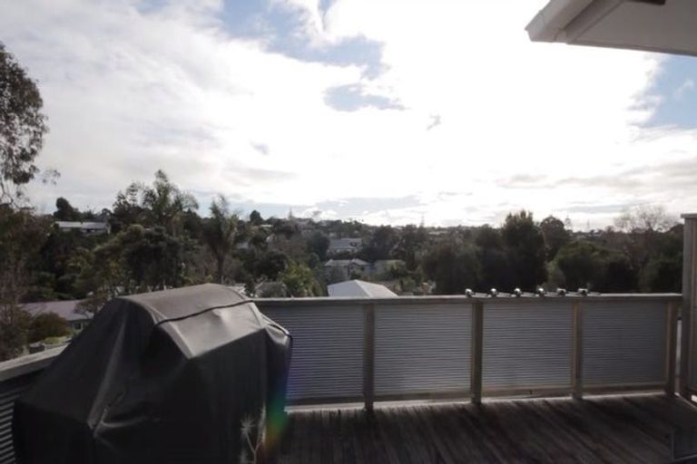 Photo of property in 5 Infidel Place, Torbay, Auckland, 0630