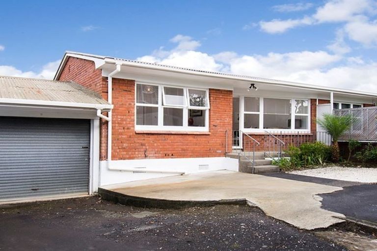Photo of property in 3/60 Ridge Road, Howick, Auckland, 2014