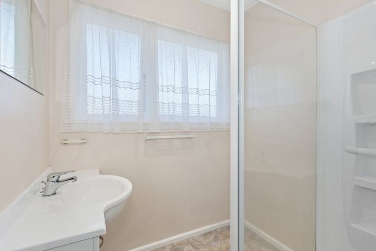 Photo of property in 58 Bournemouth Crescent, Aranui, Christchurch, 8061