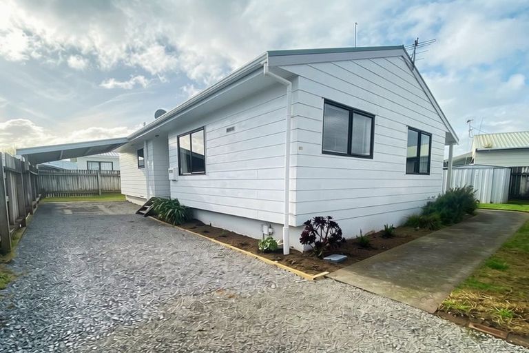 Photo of property in 9a Pukeko Street, Paraparaumu, 5032