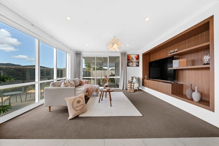 Photo of property in 5 Hooton Drive, Huapai, Kumeu, 0810