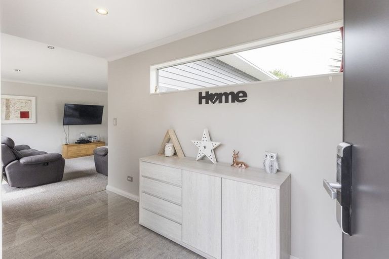 Photo of property in 6a Chelwood Street, Takaro, Palmerston North, 4412