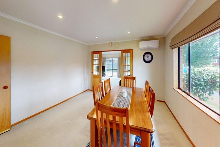 Photo of property in 21 Jefferson Crescent, Milson, Palmerston North, 4414