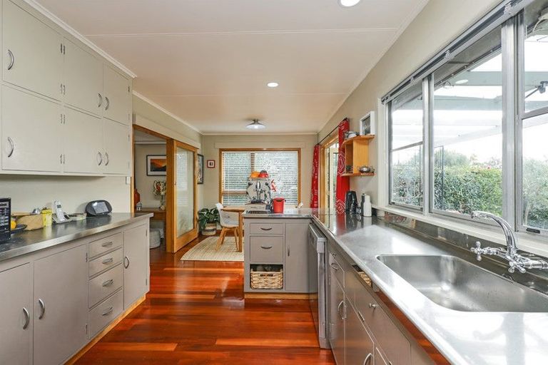 Photo of property in 3 Carl Avenue, Havelock North, 4130