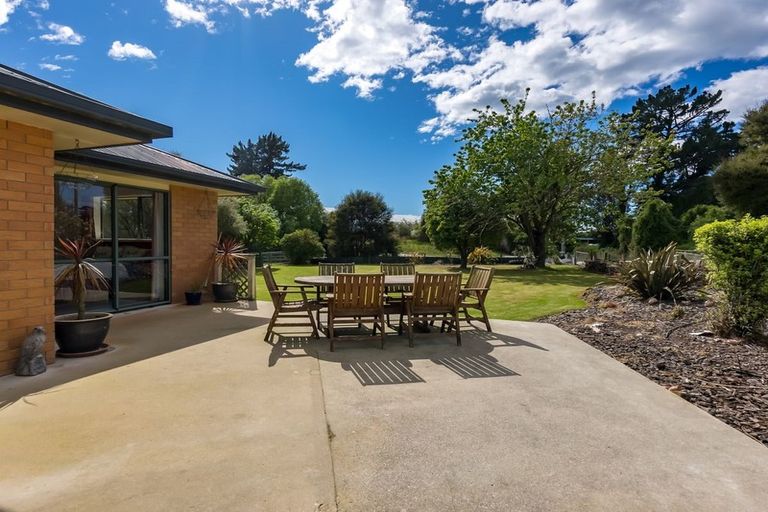 Photo of property in 76 Joyce Road, Hampden, 9410