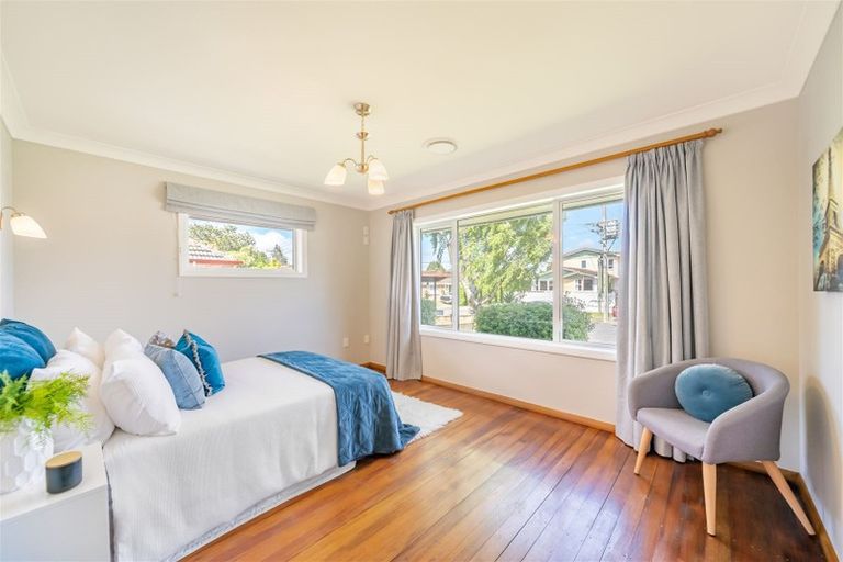 Photo of property in 28 Kashmir Avenue, Clouston Park, Upper Hutt, 5018