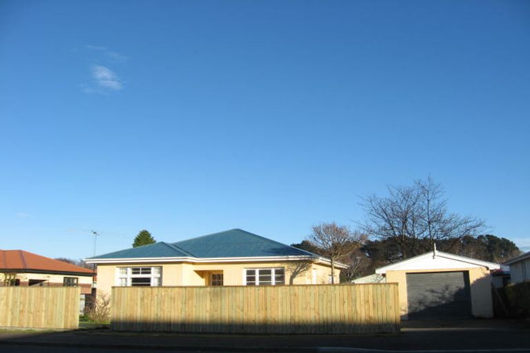 Photo of property in 90 Sydney Street, Windsor, Invercargill, 9810