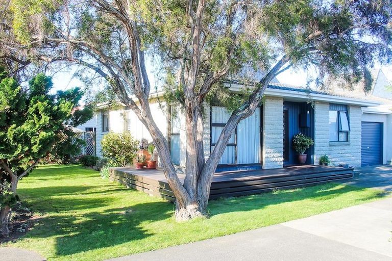Photo of property in 1/2 Ypres Street, Greenmeadows, Napier, 4112