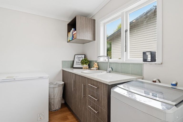 Photo of property in 11 John Road, Fairy Springs, Rotorua, 3015