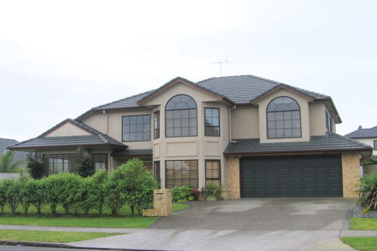 Photo of property in 20 Point View Link, East Tamaki Heights, Auckland, 2016