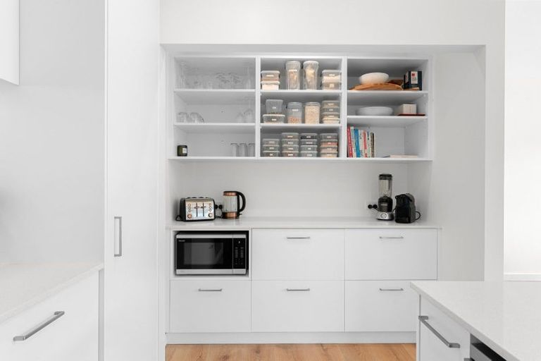 Photo of property in 37 William Gilbert Drive, Mangawhai, 0505