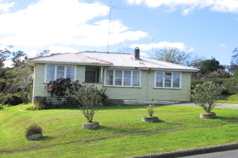 Photo of property in 39 Johnston Road, Kawakawa, 0210