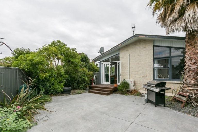 Photo of property in 717 Ballantyne Street, Frimley, Hastings, 4120