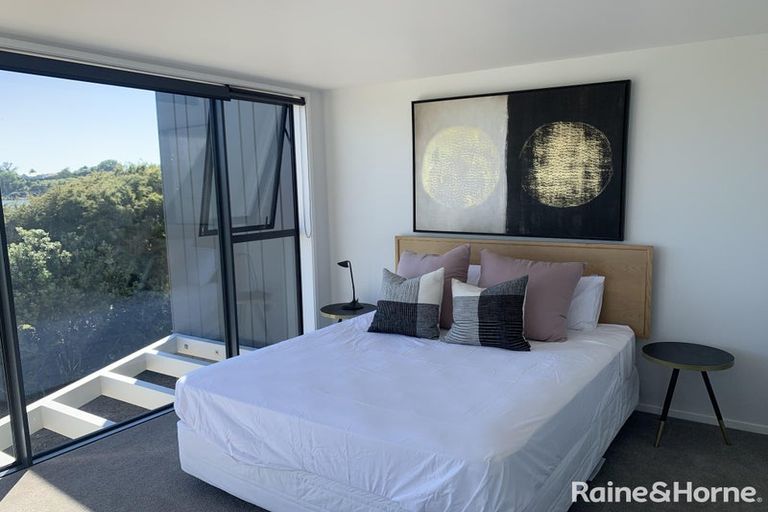 Photo of property in 1/29 Montgomery Road, Judea, Tauranga, 3110