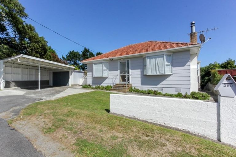 Photo of property in 280 Huatoki Street, Upper Vogeltown, New Plymouth, 4310