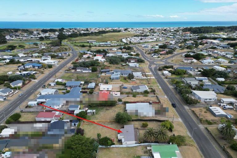 Photo of property in 40 Pratt Avenue, Foxton Beach, Foxton, 4815
