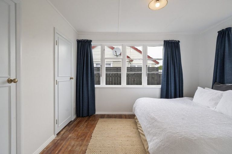 Photo of property in 20 Tweed Street, Roslyn, Palmerston North, 4414