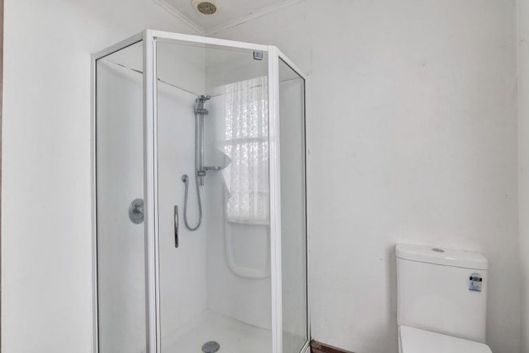 Photo of property in 76 South Road, Manaia, 4612