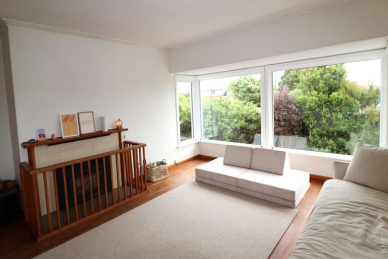 Photo of property in 61 Tamar Street, South Hill, Oamaru, 9400