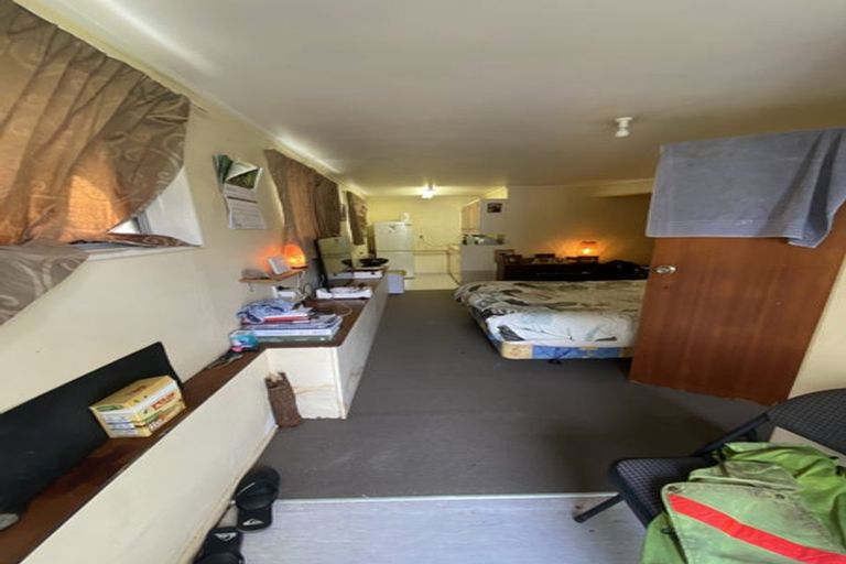 Photo of property in 292 Main Road, Tawa, Wellington, 5028