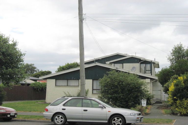 Photo of property in 1/64 Roydvale Avenue, Burnside, Christchurch, 8053