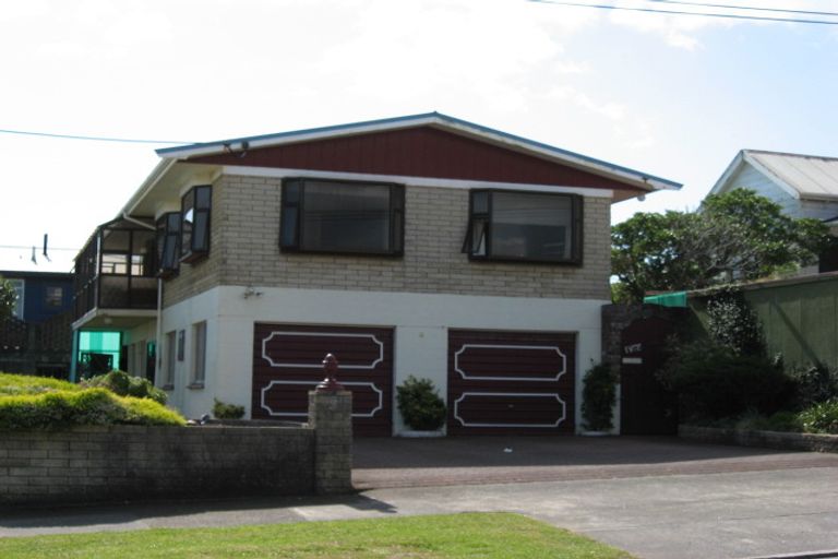 Photo of property in 3 Mclean Street, Strandon, New Plymouth, 4312
