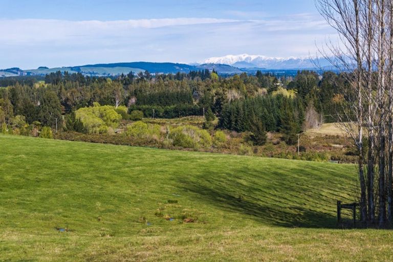 Photo of property in 32 Makerikeri Road, Loburn, Rangiora, 7472