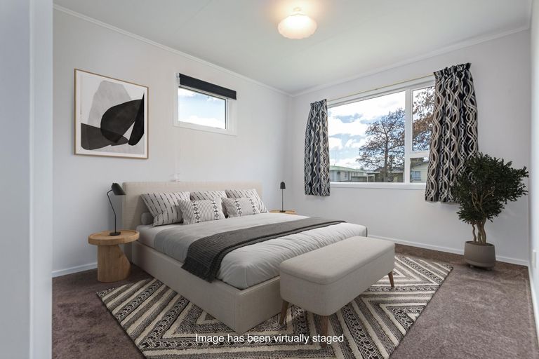 Photo of property in 18 Acacia Street, Kelvin Grove, Palmerston North, 4414