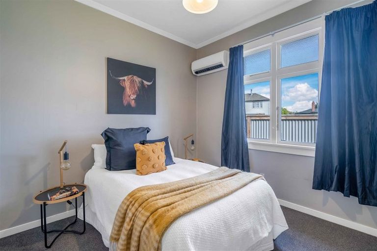 Photo of property in 2 Exmouth Street, Waverley, Invercargill, 9810