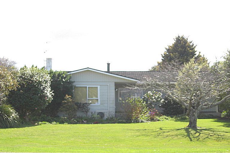 Photo of property in 35 Mahia Avenue, Wairoa, 4108