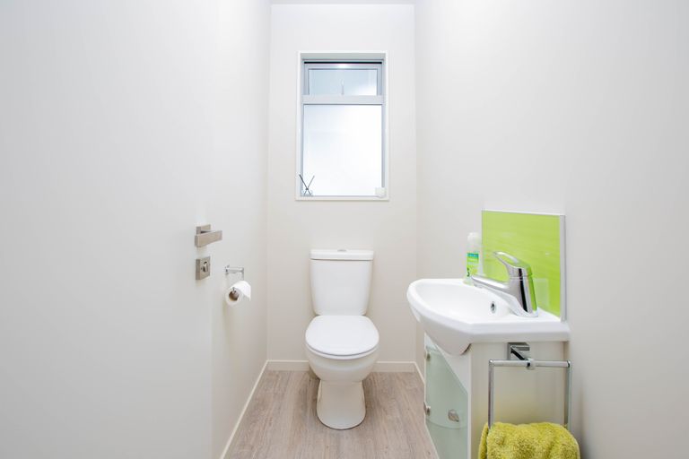 Photo of property in 3 Tussock Place, Stoke, Nelson, 7011