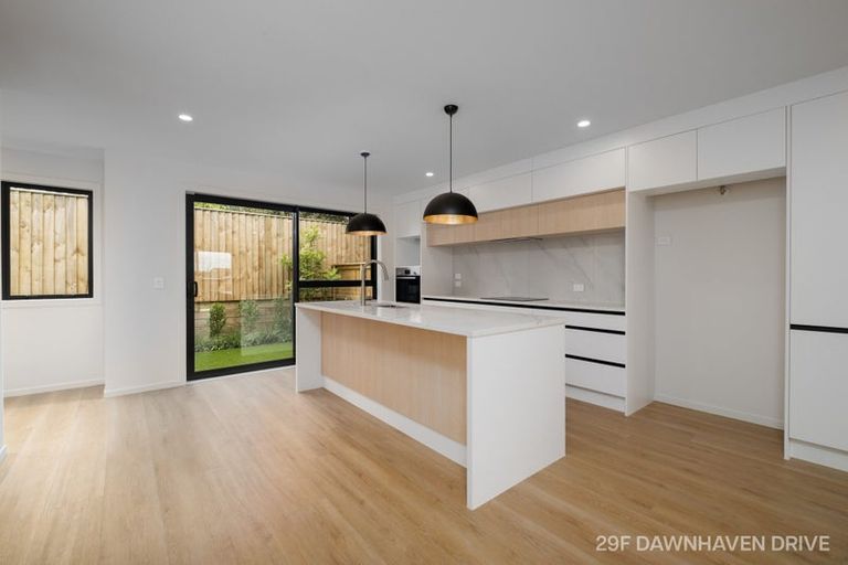 Photo of property in 27a Dawnhaven Drive, Te Atatu Peninsula, Auckland, 0610