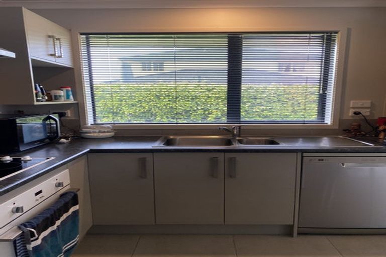 Photo of property in 30 Nielsen Gardens, Rototuna, Hamilton, 3210