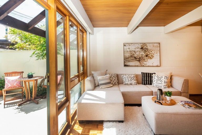 Photo of property in 1/18 Cox Street, Merivale, Christchurch, 8014