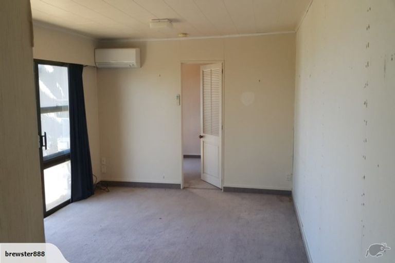Photo of property in 33 Tuawera Terrace, Clifton, Christchurch, 8081