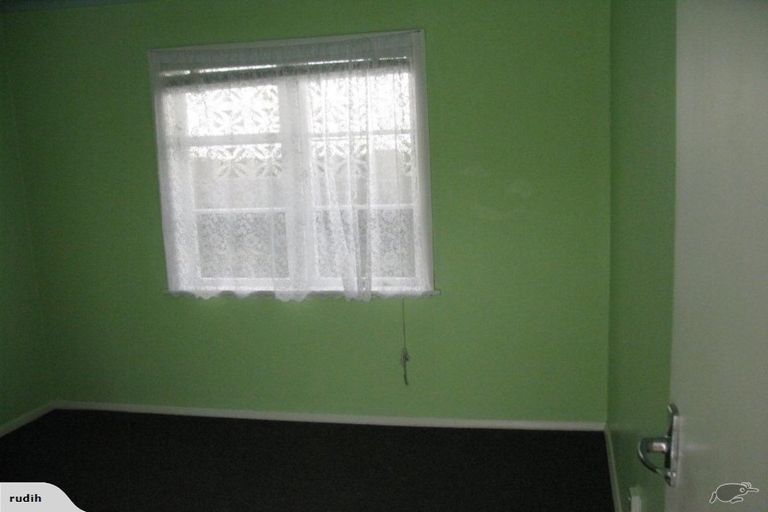 Photo of property in 15 Mana View Road, Paremata, Porirua, 5026