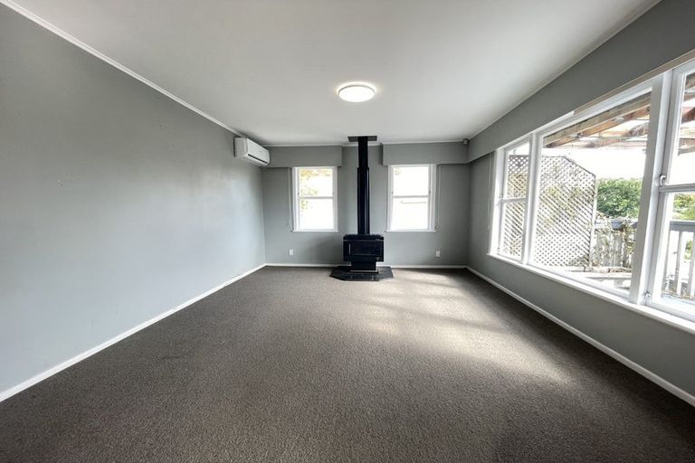 Photo of property in 31 Riverhills Avenue, Pakuranga Heights, Auckland, 2010