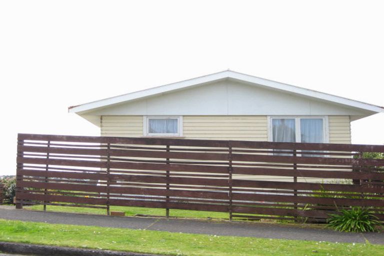 Photo of property in 31 Clearmont Crescent, Blagdon, New Plymouth, 4310