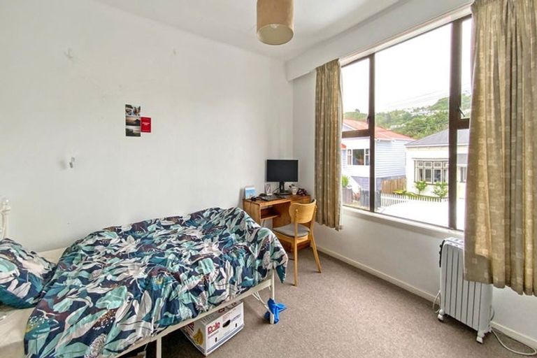 Photo of property in 37 Chilka Street, Berhampore, Wellington, 6023
