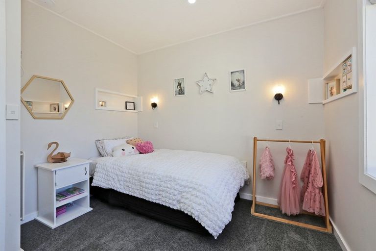 Photo of property in 78 Avondale Road, Taradale, Napier, 4112