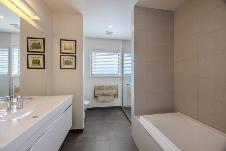 Photo of property in 53 Tenby Street, Wanaka, 9305