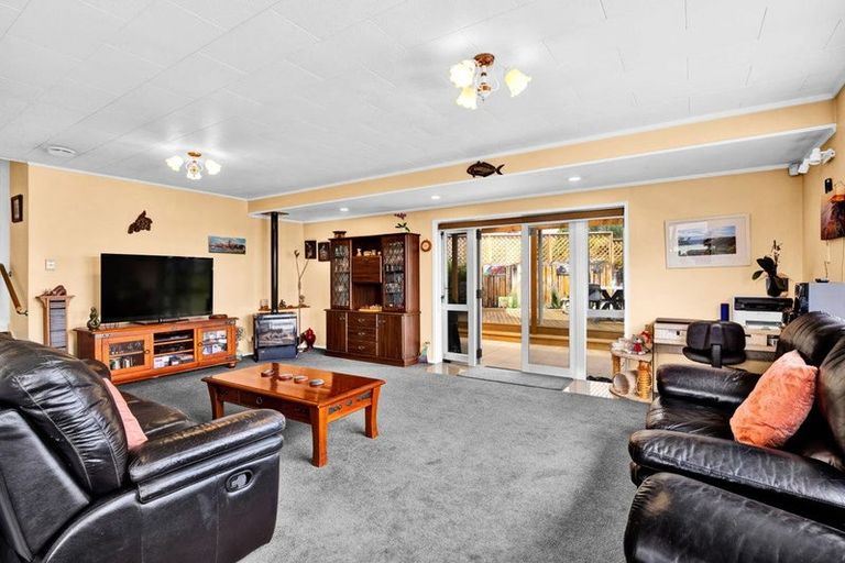 Photo of property in 145 Parklands Avenue, Bell Block, New Plymouth, 4312