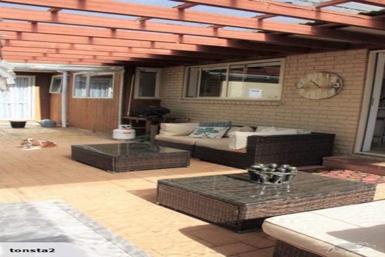 Photo of property in 15 Rawhiti Road, Manly, Whangaparaoa, 0930